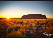 Uluru im Morgenlicht